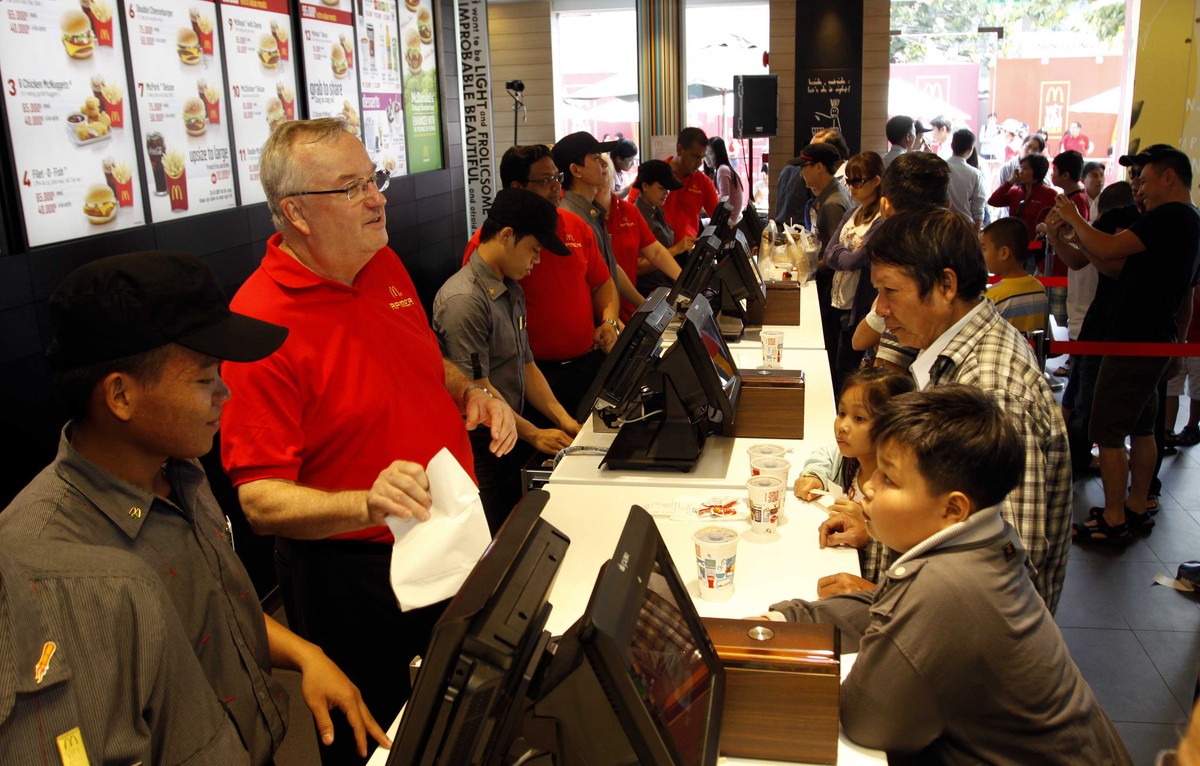 Hiệu ứng “khủng” của McDonald's tại Việt Nam ảnh 12 Hiệu ứng “khủng” của McDonald's tại Việt Nam ảnh 12